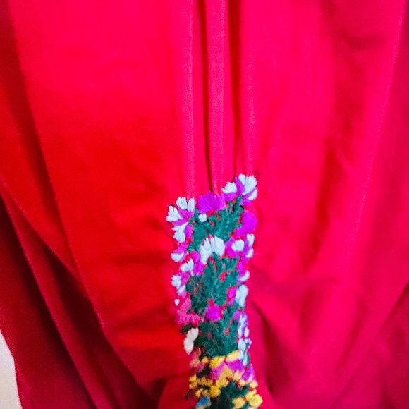 👗🇲🇽 Handmade Mexican Boho Dress | Red Floral Embroidery | c.2000 | Midi | M - Picture 6 of 6
